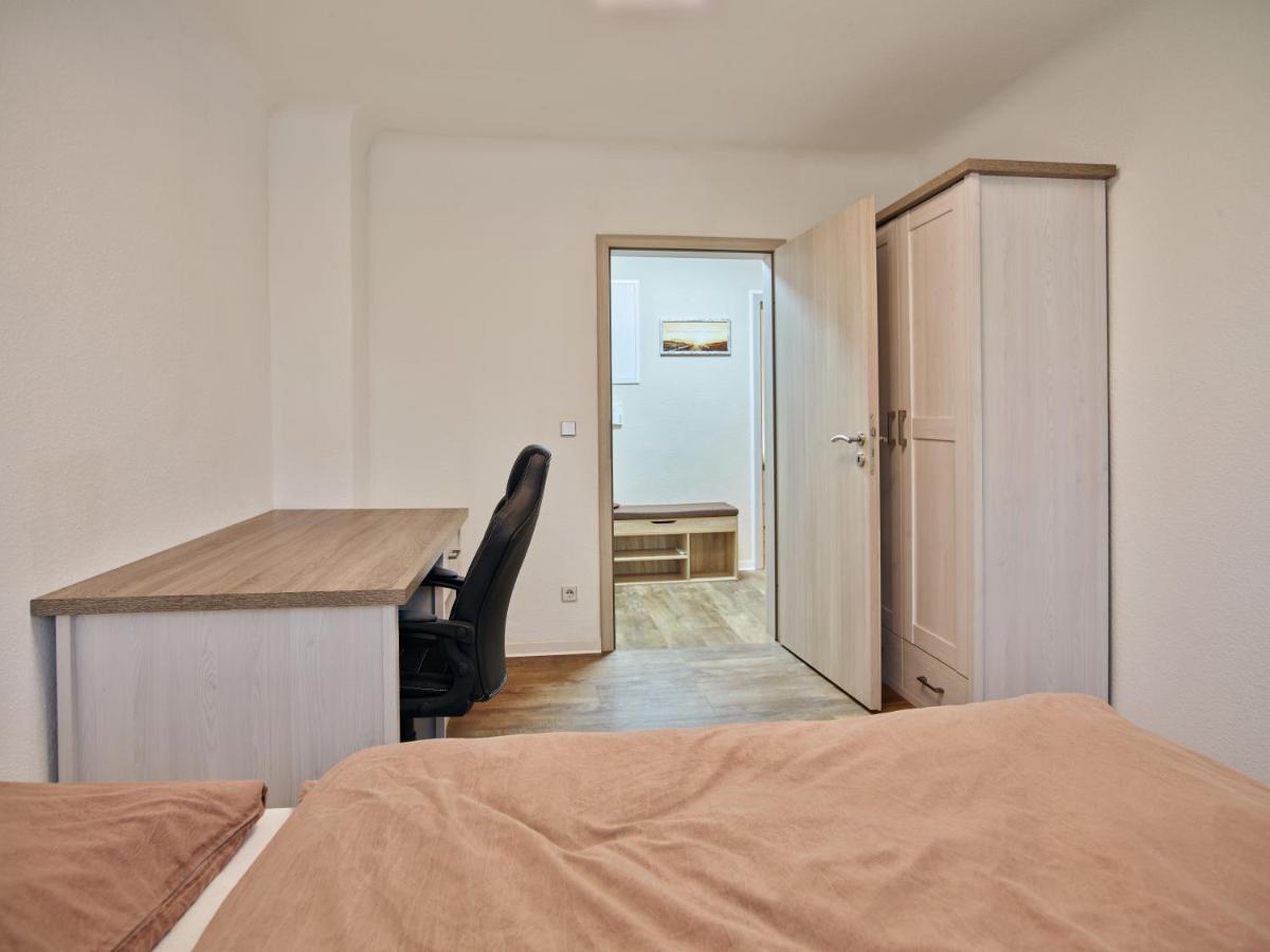 Gaeste- Und Ferienwohnung In Der Sportstadt Riesa Exterior foto