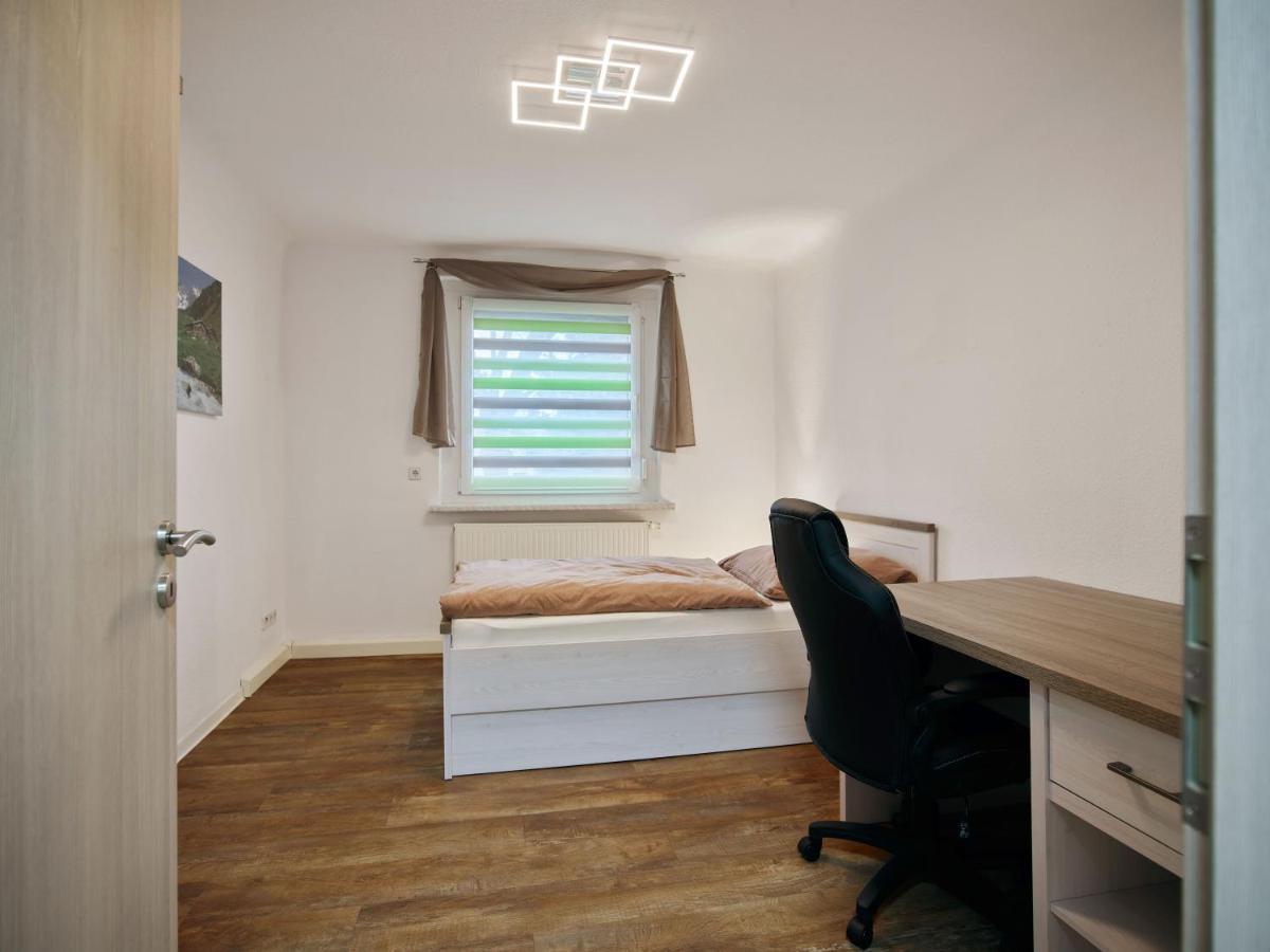 Gaeste- Und Ferienwohnung In Der Sportstadt Riesa Exterior foto